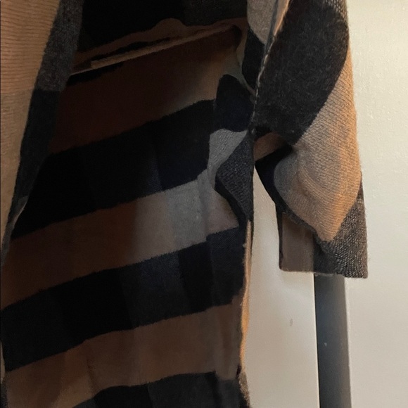 Note di Anita Women’s One Size Wool Cashmere Blend Chic Black Tan Poncho - Picture 5 of 6